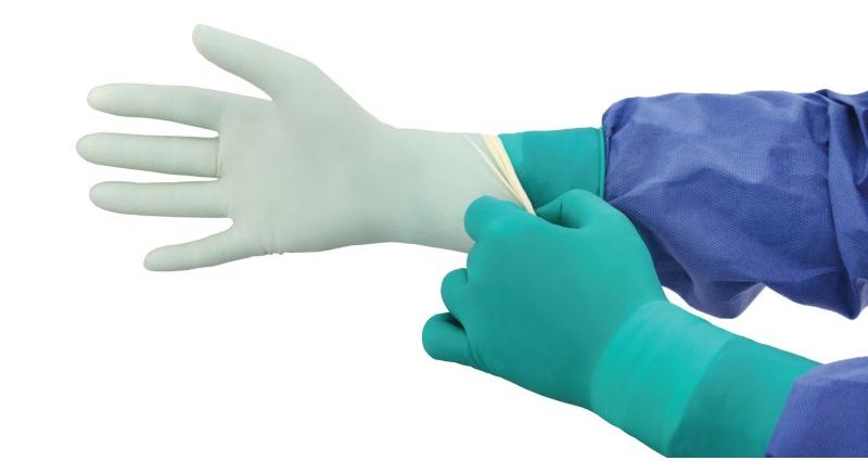 Система двойных перчаток в хирургии